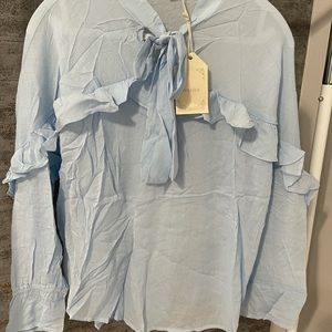 Entro ice blue long sleeve blouse size medium